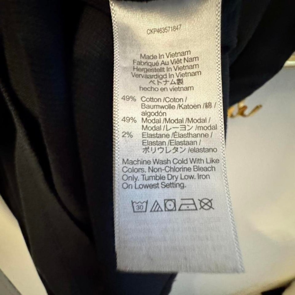 Black mock neck - Picture 6 of 8